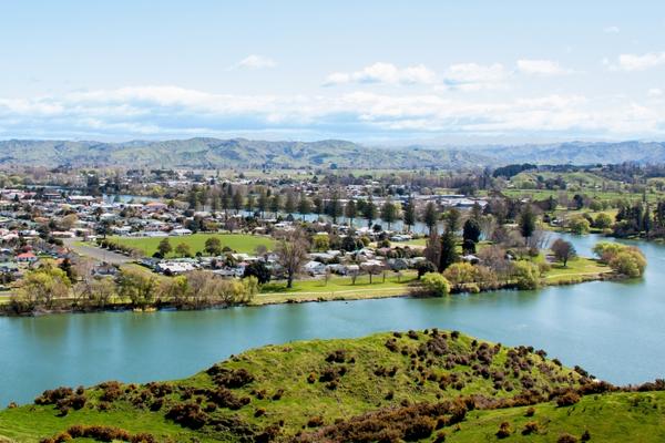 Wairoa River walkway 600x400