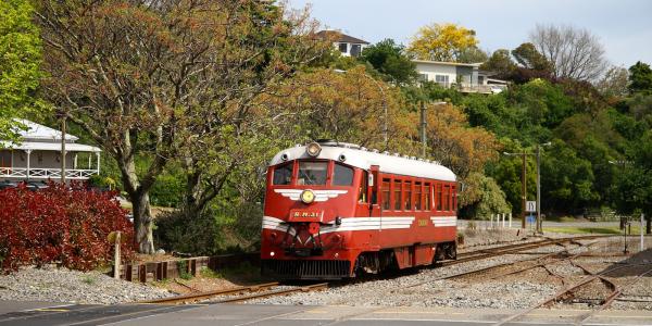 Vintage Railcar Ride to Waipuk 1600 x 800